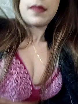 Snapshot of payalsharma95 chatting on 12/05/25, 05:20 payalsharma95 online show from 12/05/25, 05:20