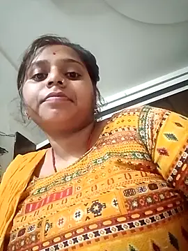 Hot crety online show from 09/19/25, 11:22