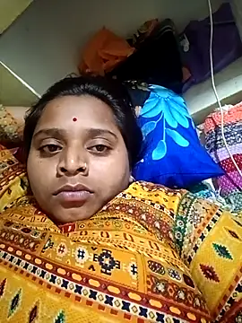 Hot crety online show from 10/30/25, 05:35