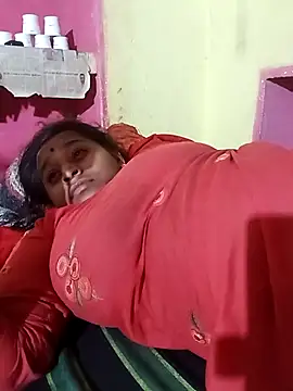 Hot crety online show from 04/22/26, 07:44