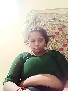 Hot crety online show from 07/06/26, 04:53