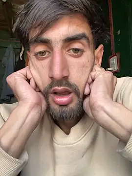 lyath3245 online show from 02/28/26, 09:10