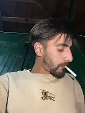 lyath3245 online show from 04/10/26, 04:44