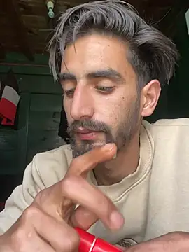 lyath3245 online show from 04/12/26, 09:14