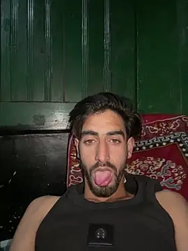 lyath3245 online show from 04/16/26, 09:50