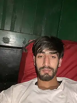 lyath3245 online show from 04/21/26, 10:12