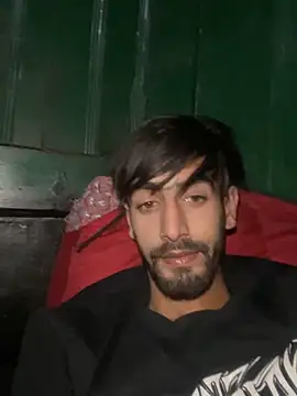 lyath3245 online show from 04/22/26, 07:04