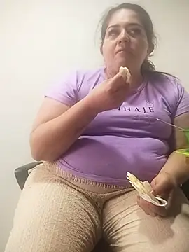 Daphne girlsex online show from 05/19/26, 02:23