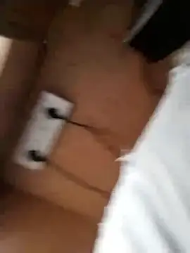 Snapshot of Wet_BunnyFun chatting on 11/25/25, 10:04 Wet BunnyFun online show from 11/25/25, 10:04