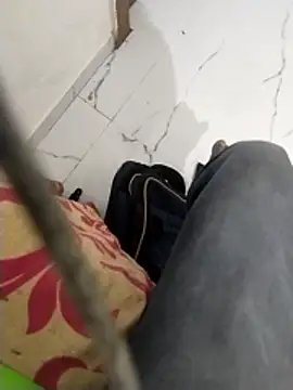 Snapshot of Wet_BunnyFun chatting on 11/26/25, 05:03 Wet BunnyFun online show from 11/26/25, 05:03