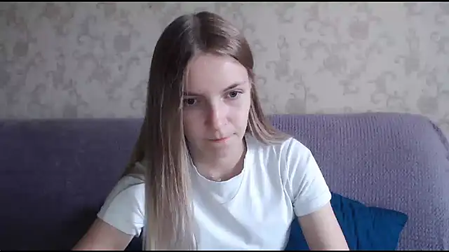 HitGyrl online show from 10/29/25, 08:16