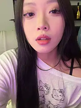 tuzi5201314 online show from 12/02/25, 05:24