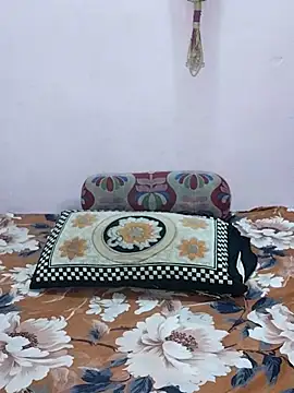 sneha bebo online show from 04/05/26, 03:42