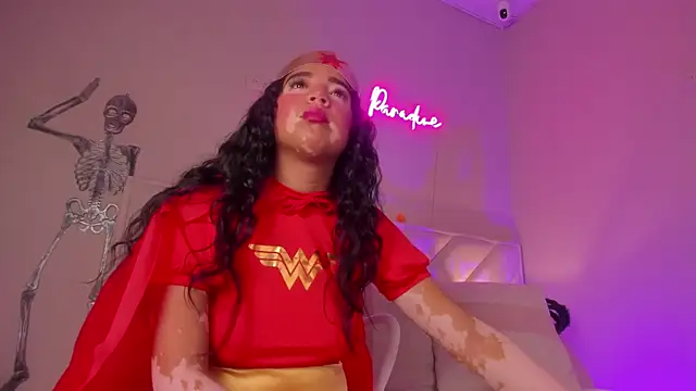 Snapshot of _wendy_x chatting on 10/31/25, 11:33 wendy x online show from 10/31/25, 11:33