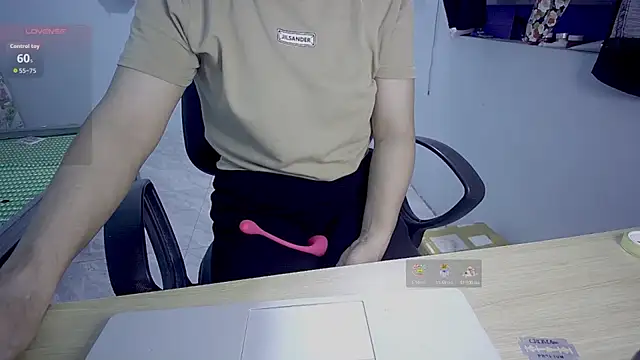 Snapshot of _Sara_768 chatting on 09/14/25, 07:57 Sara 768 online show from 09/14/25, 07:57