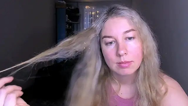 NancySanders online show from 04/20/26, 06:49