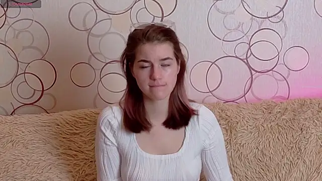 ElzaBlis online show from 09/12/25, 03:56