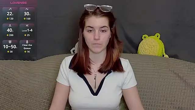 ElzaBlis online show from 11/12/25, 01:00