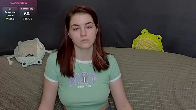 ElzaBlis online show from 11/21/25, 02:49