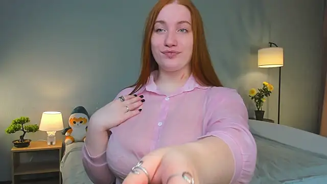 Snapshot of EthalCarlsqq chatting on 11/19/25, 07:19 EthalCarlsqq online show from 11/19/25, 07:19