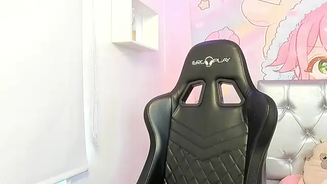 Snapshot of katia_ws chatting on 09/09/25, 12:48 katia ws online show from 09/09/25, 12:48