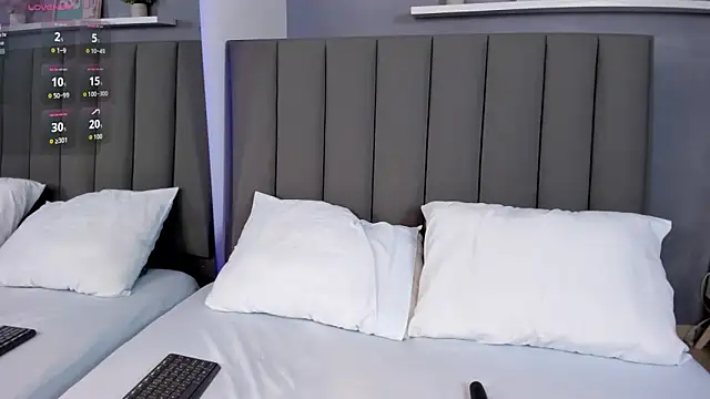 Snapshot of anagil_ chatting on 11/28/25, 01:47 anagil online show from 11/28/25, 01:47