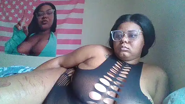 TharealBunn online show from 04/10/26, 06:12