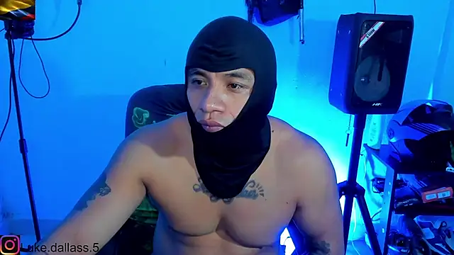 Snapshot of zeus_7777 chatting on 01/17/26, 10:42 zeus 7777 online show from 01/17/26, 10:42