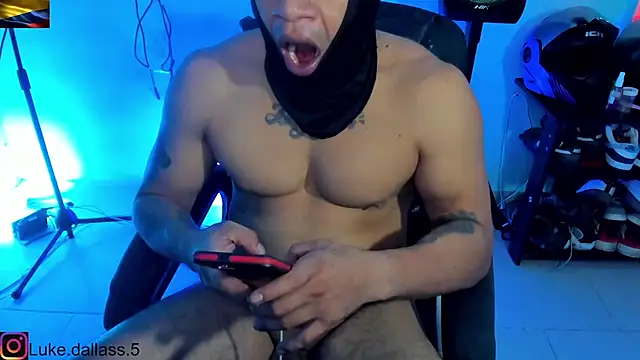 Snapshot of zeus_7777 chatting on 01/18/26, 11:03 zeus 7777 online show from 01/18/26, 11:03