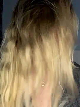 Snapshot of BritgetPsychol chatting on 10/24/25, 02:41 BritgetPsychol online show from 10/24/25, 02:41