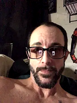 Snapshot of Italian69Stallion chatting on 11/17/25, 09:37 Italian69Stallion online show from 11/17/25, 09:37