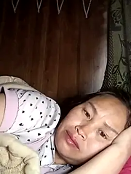 maple694 online show from 12/23/25, 01:03