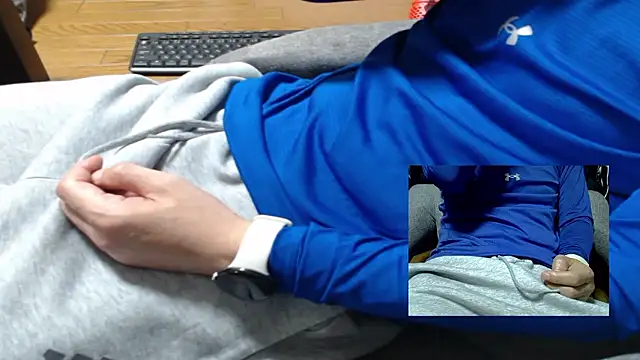 Yasu2000 online show from 04/27/26, 01:36