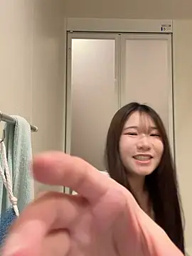  YUNOo0  online show from 02/05/26, 01:05