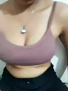 NAIRA5677 online show from 10/12/25, 04:06