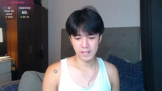 Addictiveboi online show from 10/18/25, 02:03