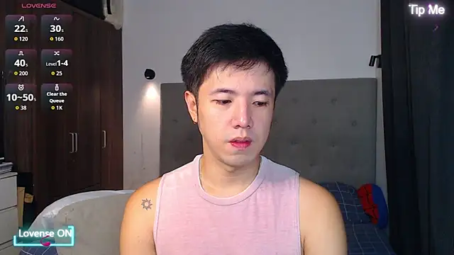 Addictiveboi online show from 12/18/25, 02:39