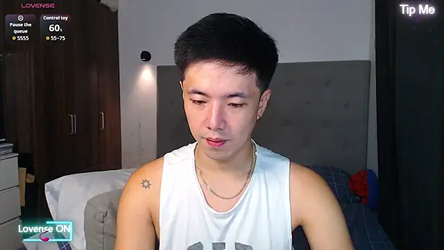 Addictiveboi online show from 12/20/25, 03:02