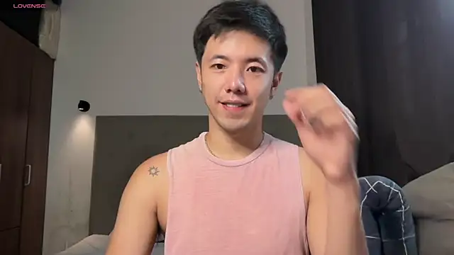 Addictiveboi online show from 05/17/26, 01:25
