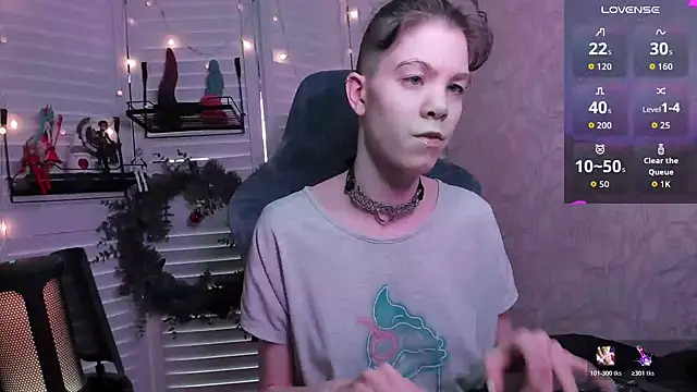 aestheticbeing online show from 12/14/25, 12:10