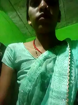 Snapshot of kajalbhabhi44 chatting on 09/29/25, 03:39 kajalbhabhi44 online show from 09/29/25, 03:39