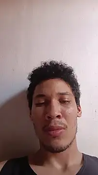 Snapshot of RuiMaddoox chatting on 11/10/25, 07:46 RuiMaddoox online show from 11/10/25, 07:46