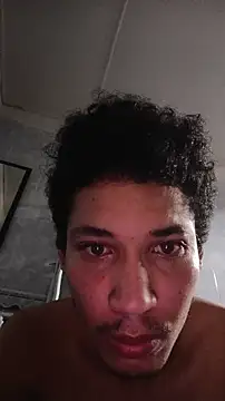 Snapshot of RuiMaddoox chatting on 11/11/25, 02:50 RuiMaddoox online show from 11/11/25, 02:50