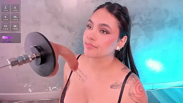 spicymonroe online show from 07/15/26, 04:23