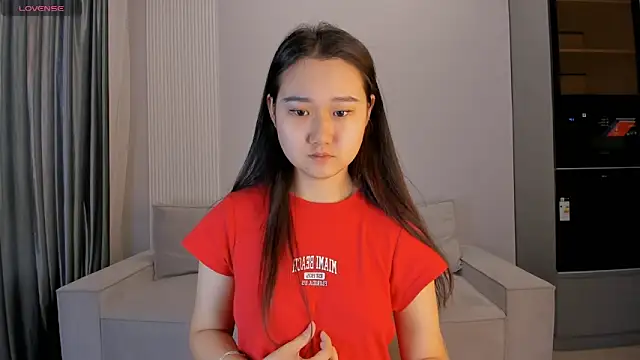 yoon shin online show from 11/24/25, 03:39