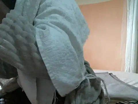 Pretty miss devilxxx35 online show from 11/17/25, 07:25