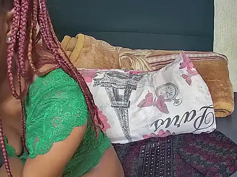 Pretty miss devilxxx35 online show from 06/27/26, 06:46