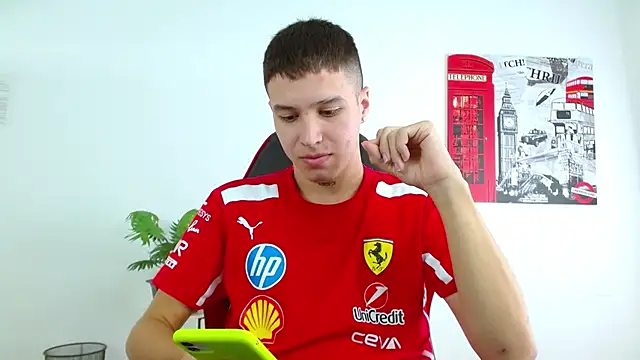 Cumandres18 online show from 12/03/25, 02:15