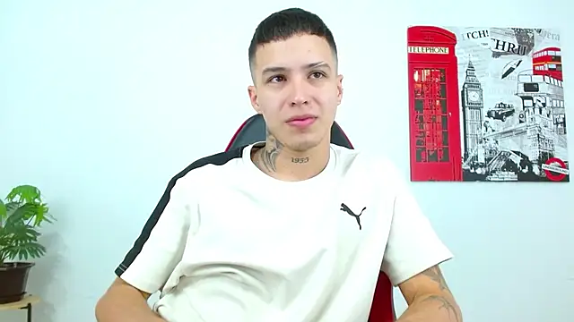 Cumandres18 online show from 05/30/26, 03:20
