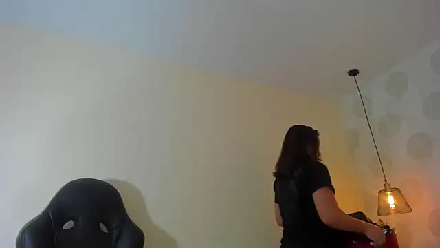 GIANAMILLER6 online show from 04/09/26, 12:10